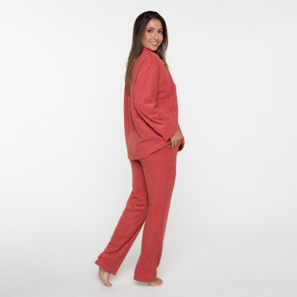 Conjunto Plush Boucle com Bolso e gola com cadarço