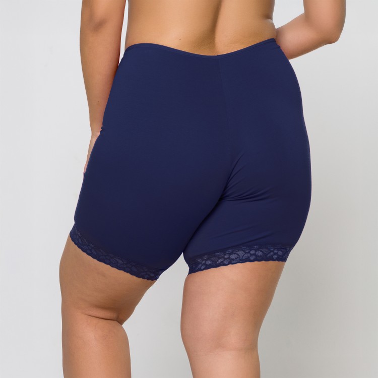 Bermuda Plus Size em Algodão Egípcio com Renda na cor Marinho