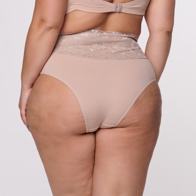 Calcinha Plus Size Algodão Egípcio na Cor Areia Barra Renda Forrada